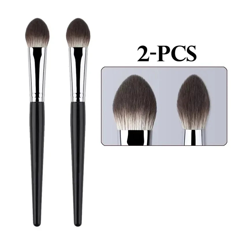 1/2PCS Piers Heart Blusher Brush